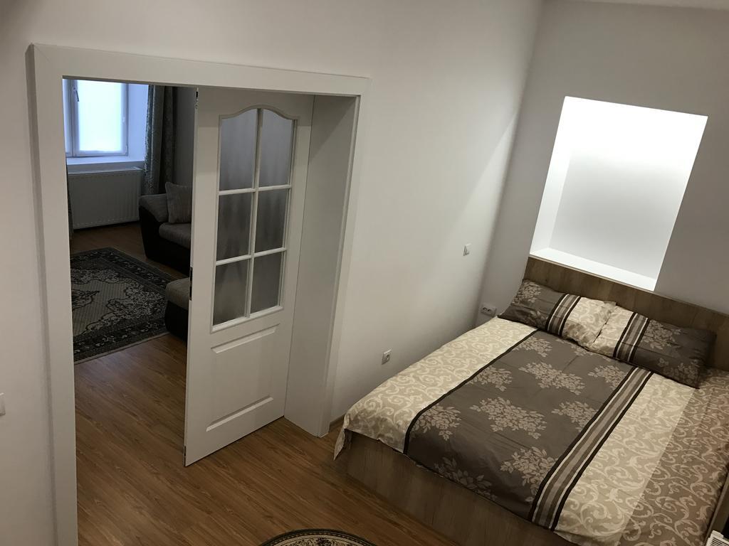 Tampa Hill Residence Braşov Eksteriør billede